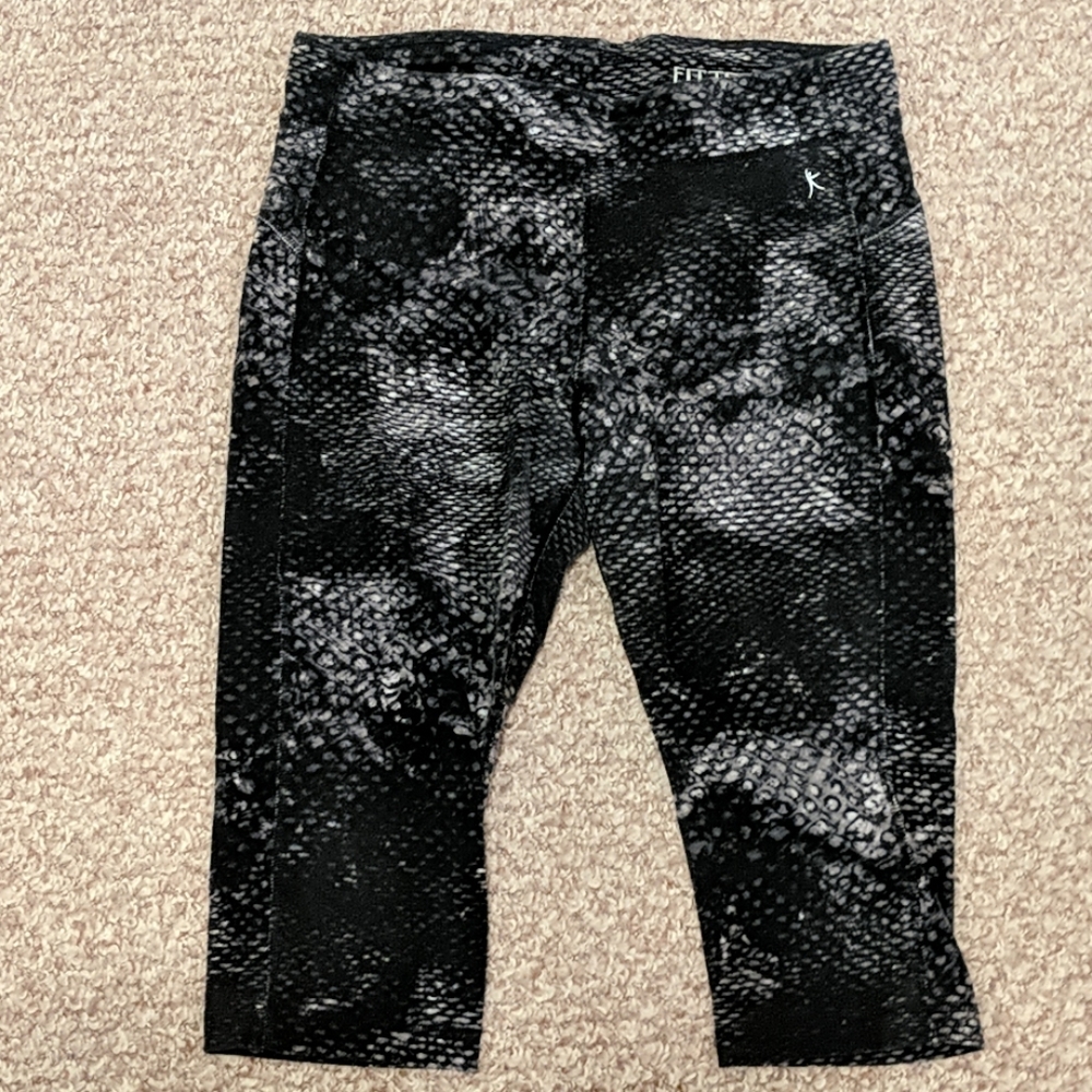Yoga capris *SOLD*